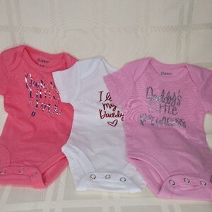 3 Hanes Onsies 